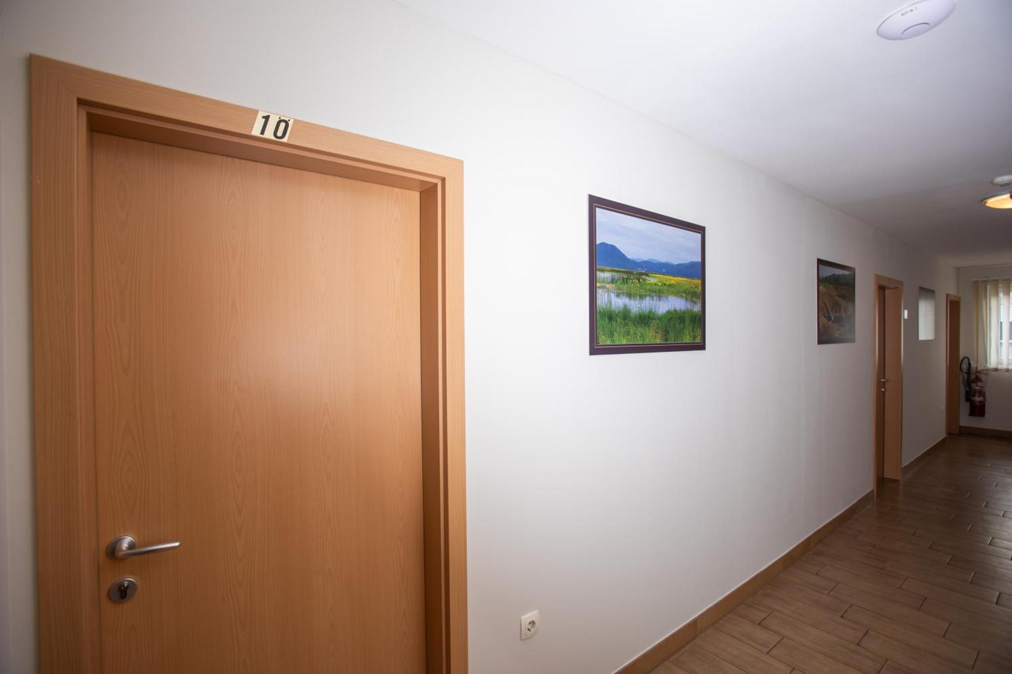 Rooms En Krajcar Cerknica Exterior foto